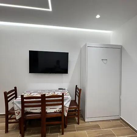 דירה Apartament, Lungomare, *
